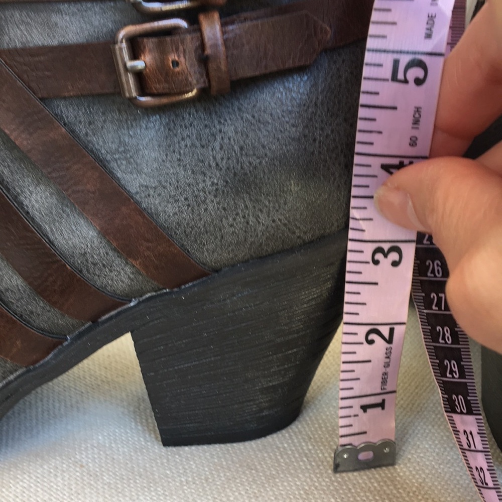 Eurosoft Faux Leather Gray Boots 9 - Picture 10 of 16
